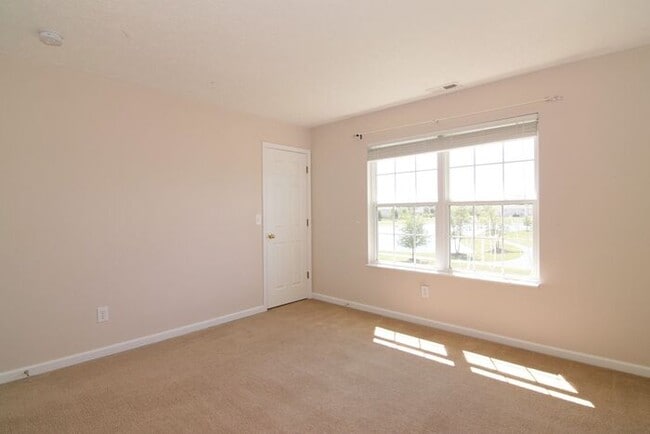 Building Photo - This One's Got It All - Stunning 4 Bedroom Home in Carmel Clay Schools!