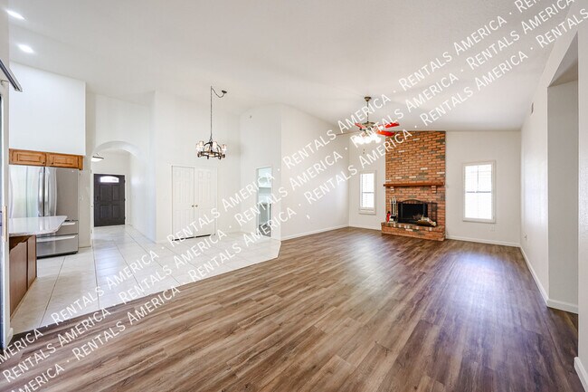 Building Photo - 4150 W Kent Dr