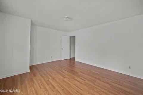 Building Photo - 100 Kristin Dr