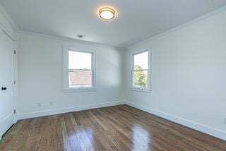 Building Photo - 211 Nassau Blvd