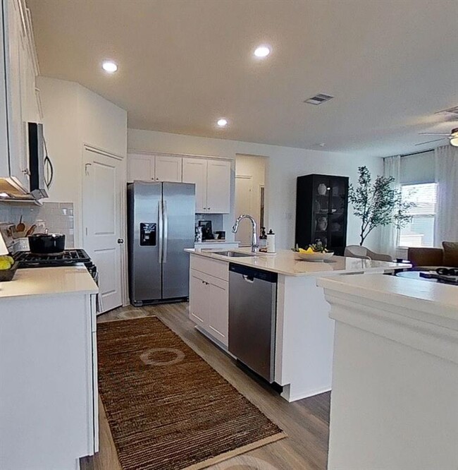 Building Photo - 22700 Elyson Falls Dr