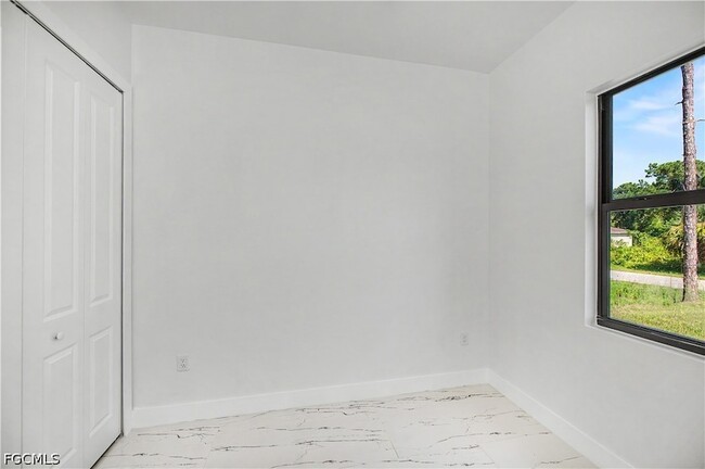 Building Photo - 3123 69th St W