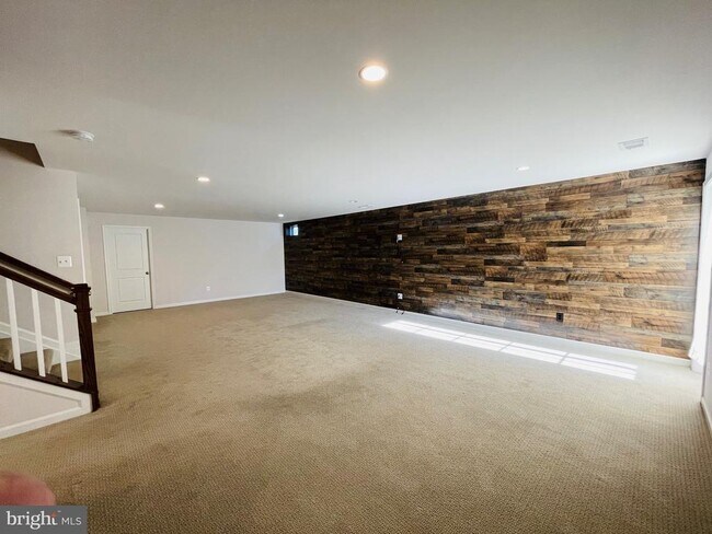 Building Photo - 508 Sourwood Ct