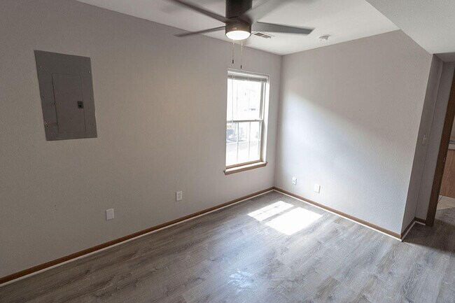 Building Photo - 1507 Bodie Dr