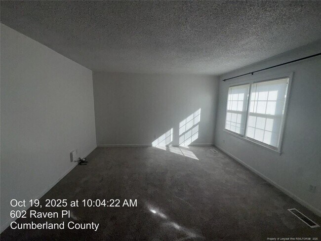 Building Photo - 602 Raven Pl