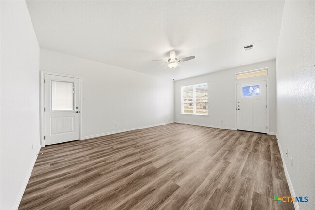 Building Photo - 509 Adley Ave