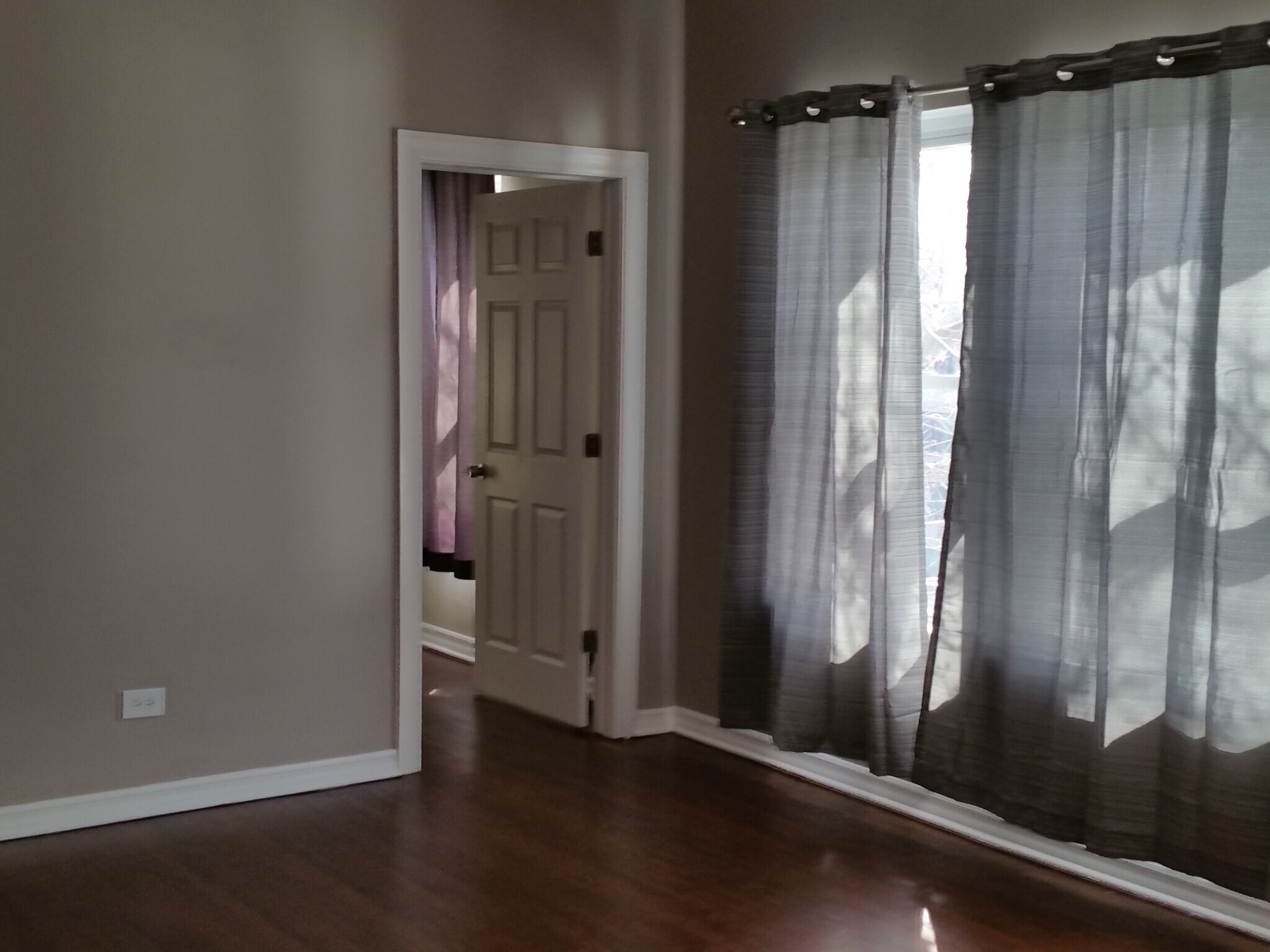 Building Photo - 1303 W Pratt Blvd