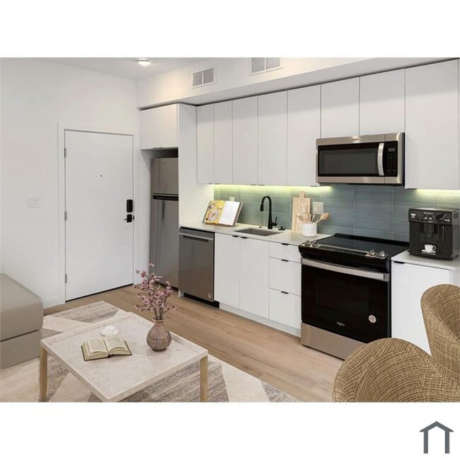 Building Photo - 2717 N Howard St