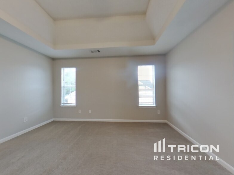 Building Photo - 508 Gonzaga Cir