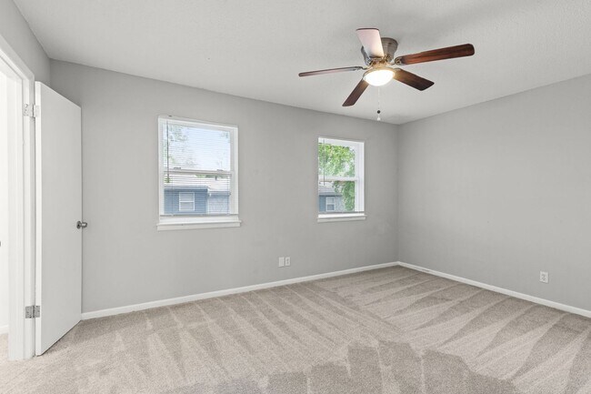 Building Photo - 2444 N 38th St