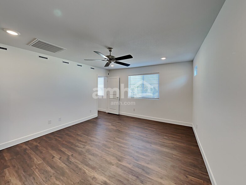 Building Photo - 2842 Hot Cider Ave