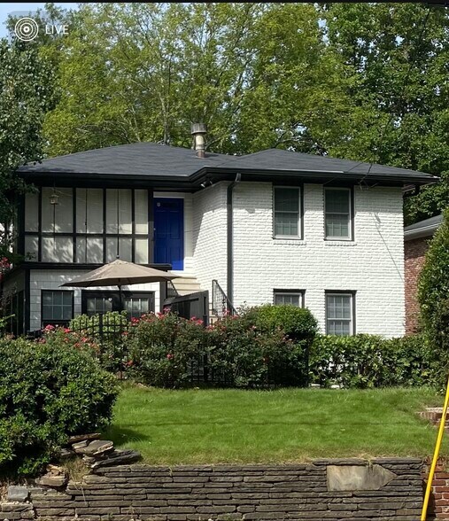 Building Photo - 1732 Monroe Dr NE
