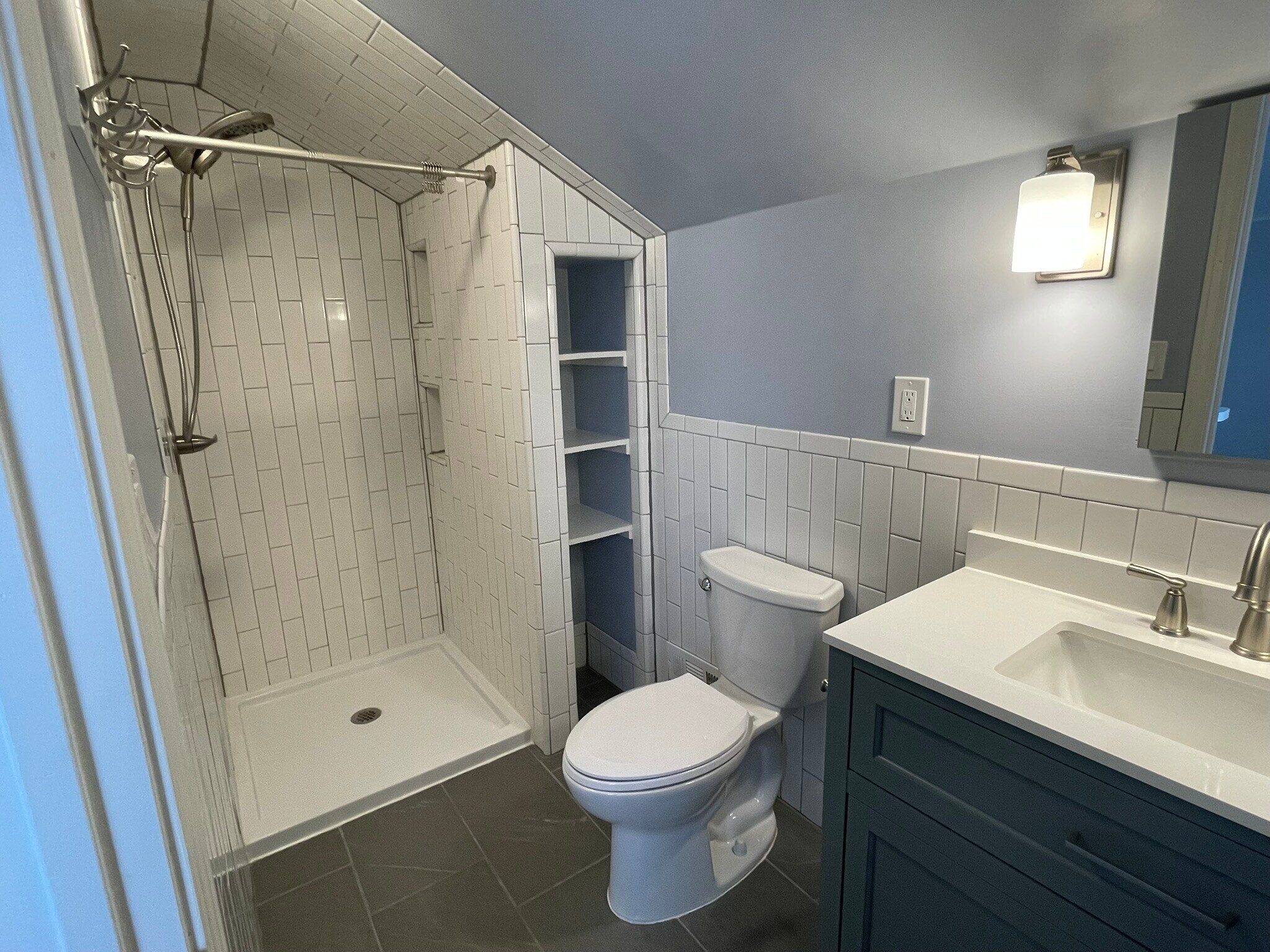 Building Photo - 2450 Gerald Ave