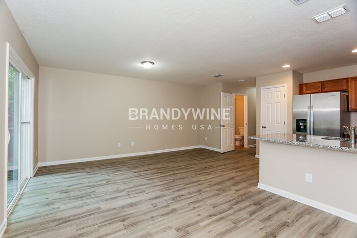 Building Photo - 3549 Rain Forest Dr W