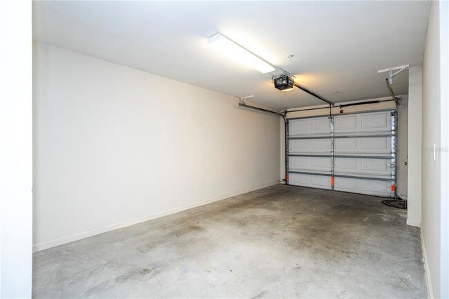 Building Photo - 12102 Poppy Field Ln