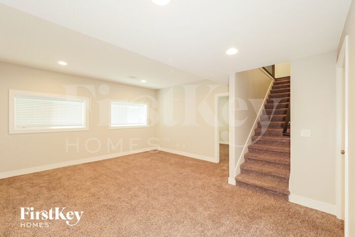 Building Photo - 1128 Blackpool Dr