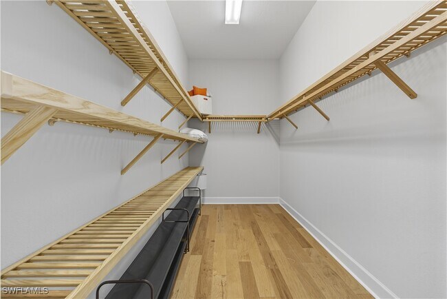 Building Photo - 9475 Isla Bella Cir