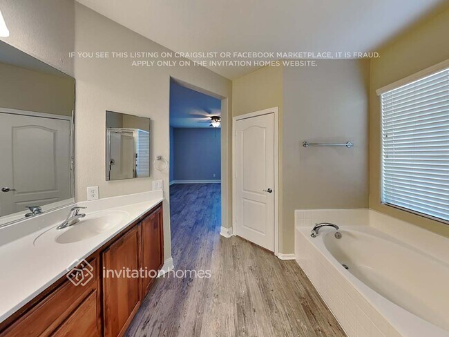 Building Photo - 3622 Winter Wren St