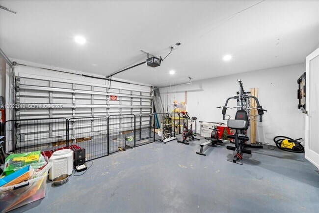 Building Photo - 15341 SW 36th St