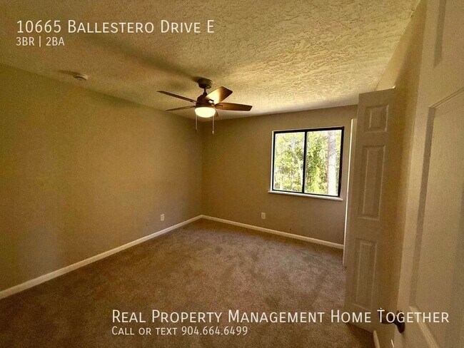 Building Photo - 10665 Ballestero Dr E