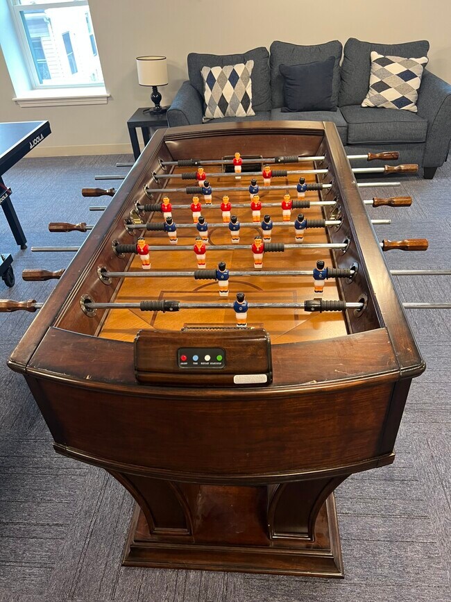 Building Photo - 12 Florence St