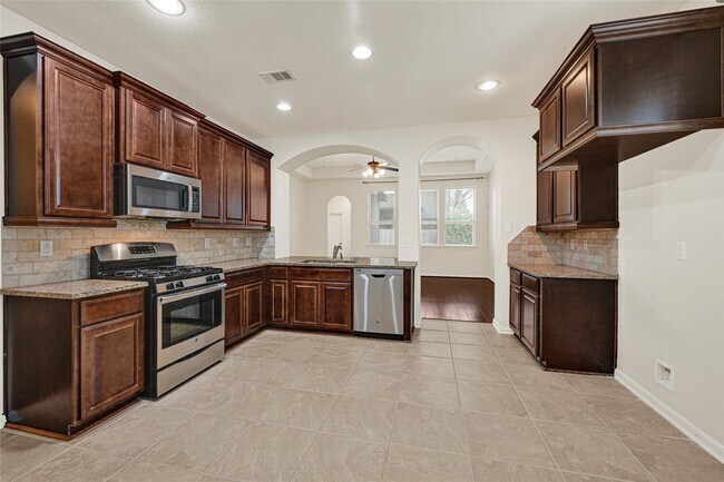 Building Photo - 4943 Ginger Bluff Trail