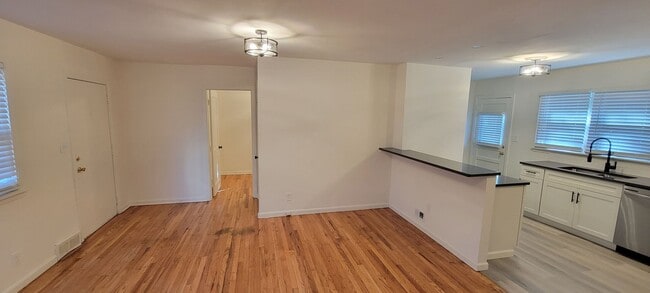 Building Photo - Tiehen Realty - Booth