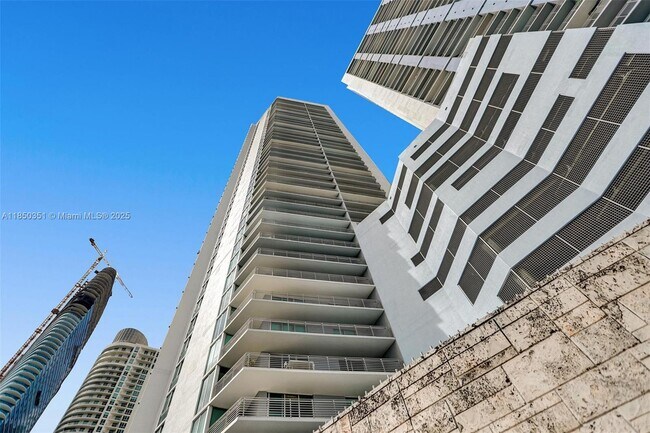 Building Photo - 335 S Biscayne Blvd