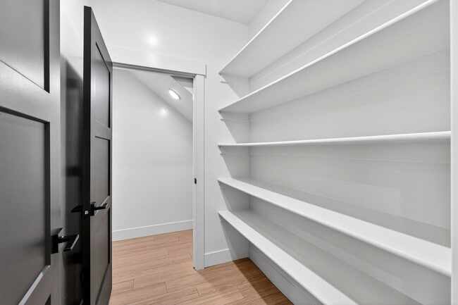 Building Photo - BRAND NEW TOWNHOME IN REXBURG WITH GARAGE