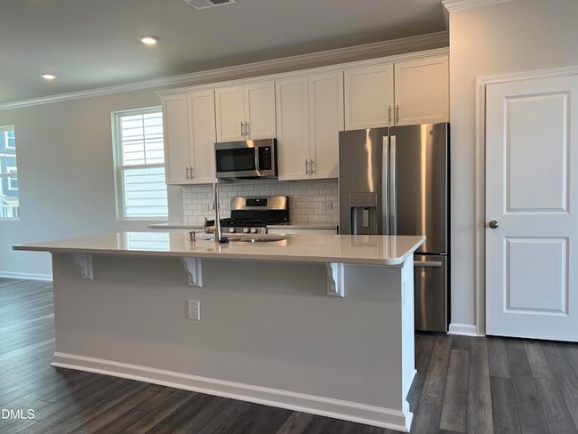 Building Photo - 642 Gimari Dr