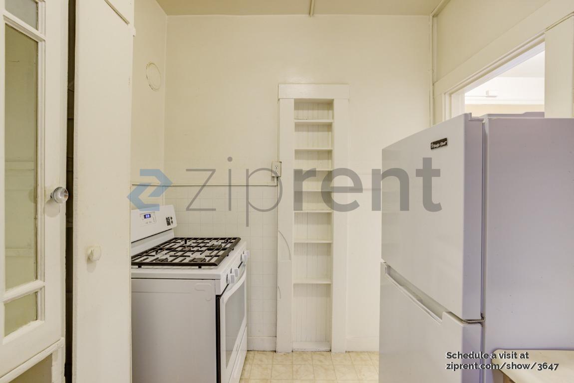 Building Photo - Unit 24