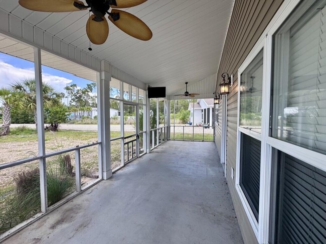 Building Photo - 130 Gulf Terrace Ln