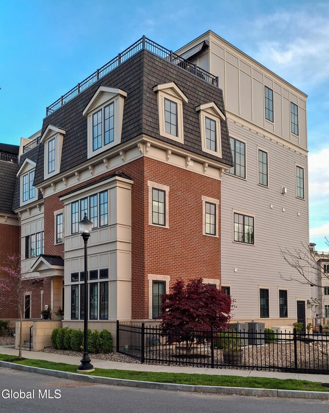Building Photo - 18 C Cherry St