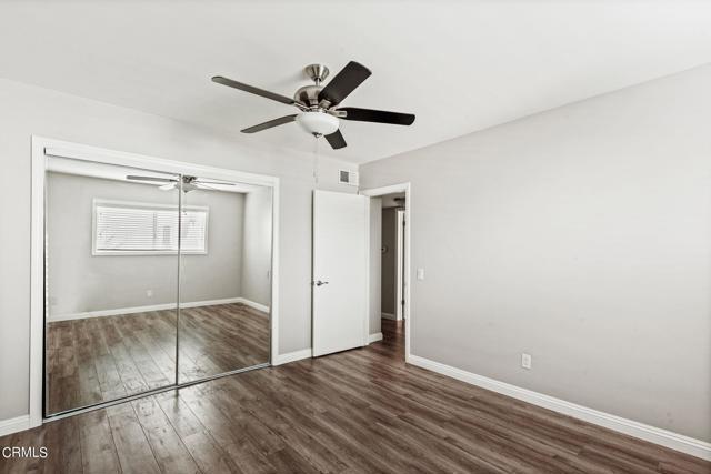 Building Photo - 460 E Cypress Ave