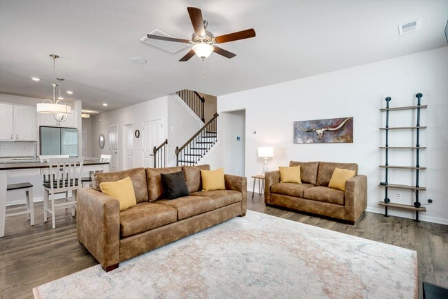 Building Photo - 6170 High Top Ln