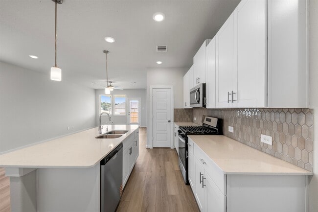 Building Photo - 335 Willow Sage Ct