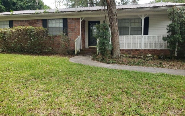 Primary Photo - 506 SW Tularosa Ln