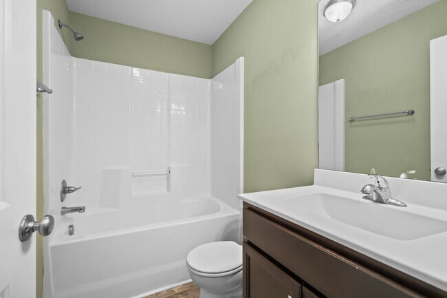 Building Photo - 128 Sycamore Hill Dr