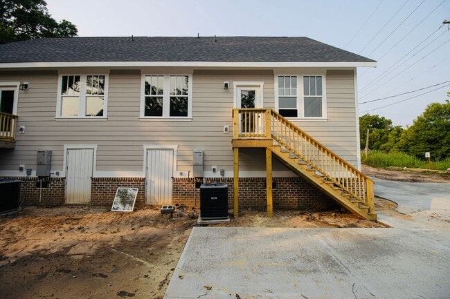 Building Photo - Pick Your Neighbors! Brand-New 3 Bed, 3 Ba...