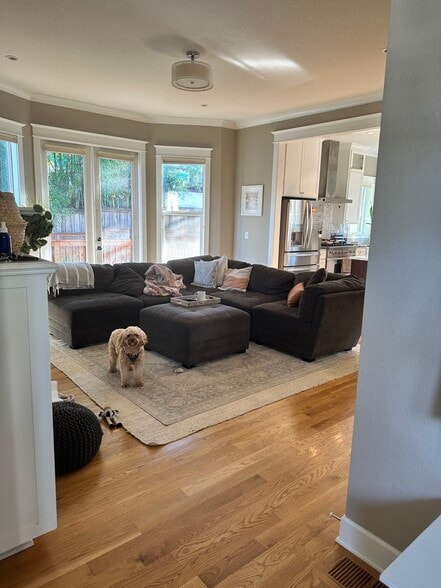 Building Photo - 3712 SE Yamhill St