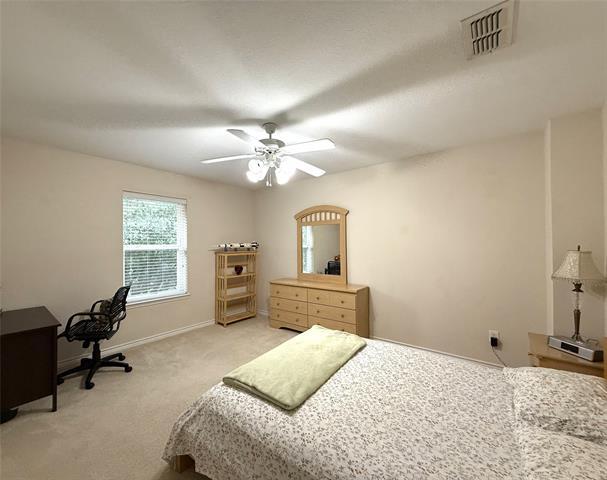Building Photo - 8608 Davis Dr