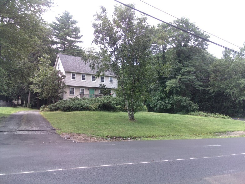 Building Photo - 86 Sand Hill Rd