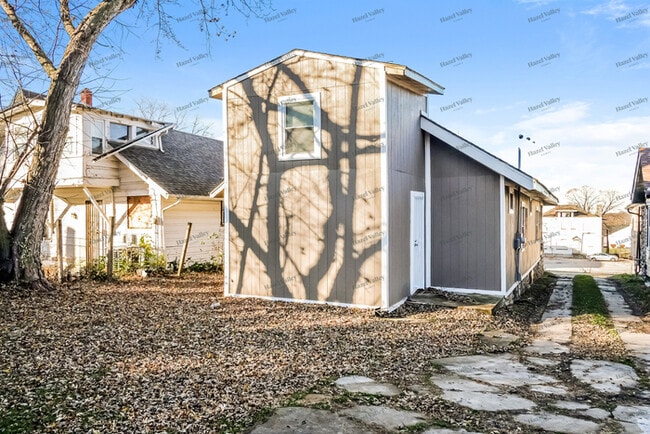 Building Photo - 3911 Bellefontaine Ave