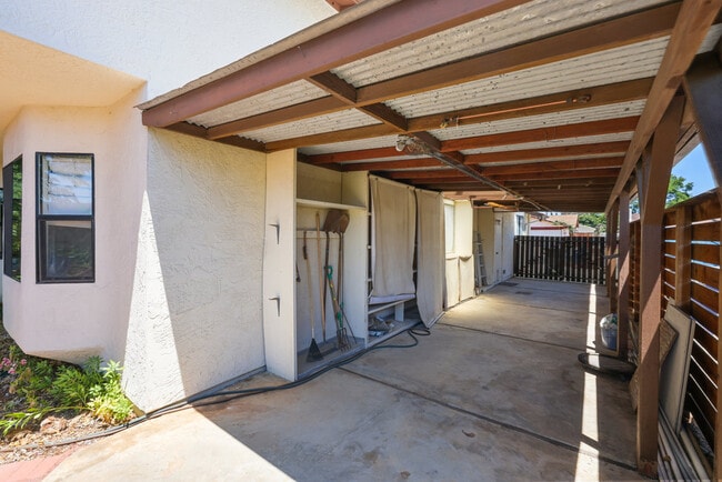 Building Photo - 741 Danica Pl