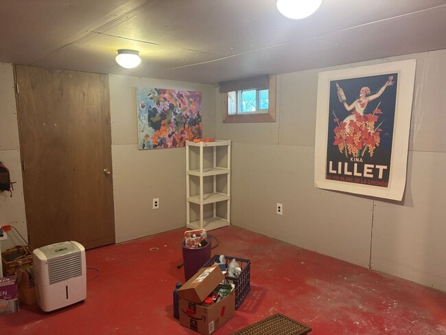 Building Photo - Horse Property for rent with beautiful Bri...