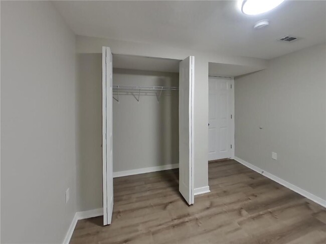 Building Photo - 14020 Raven St NW