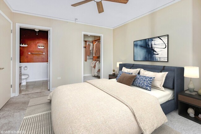 Building Photo - 201 N Westshore Dr