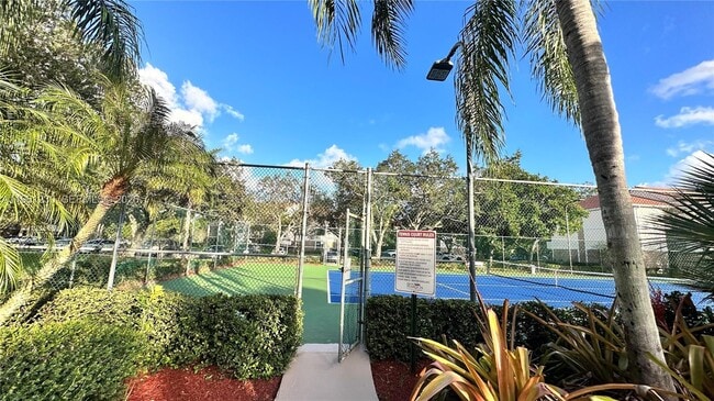 Building Photo - 10135 W Sunrise Blvd