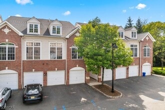 Building Photo - 408 Donato Cir