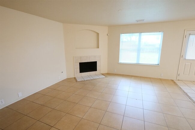 Building Photo - 4814 Dark Canyon Ct